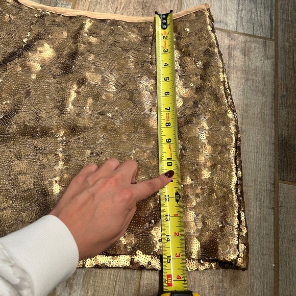 NWT Boston Proper Gold Sequin Miniskirt Size 4 - Picture 8 of 8